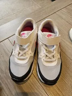 Nike Air スニーカー ホワイト/ピンク/ブラック 21cm