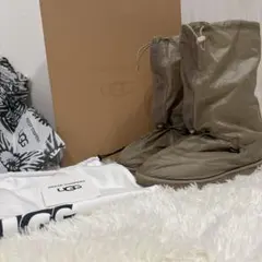 新品UGG REESE COOPER Classic Mini リース クーパーのサムネイル