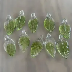 ガラス製　葉っぱ型　置物　箸置き　グリーン系10個