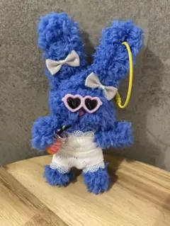 モールドール　ハンドメイド　青のうさぎ