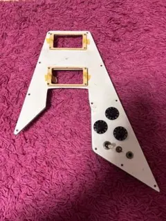 Item thumbnail for item 4917d0ab-9174-4826-85f3-004e383d4e98