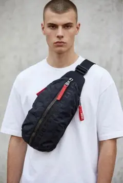 DIESEL(ディーゼル) ボディーバック X10054P6872 - メルカリ