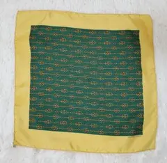 エルメス スカーフ プチカレ カレ40 チェーン グリーン イエロー