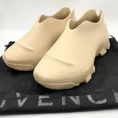 GIVENCHY ベージュ スリッポン 収納袋付きのサムネイル