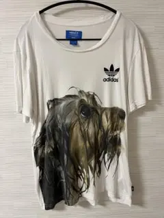 adidas 犬プリント Tシャツ
