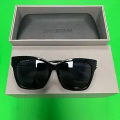 BALENCIAGA BB0102SA サングラス 箱・ケース付のサムネイル