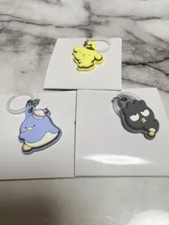 ダブルチャームグミ　サンリオ　ポムポムプリン　タキシードサム　バットばつ丸くん