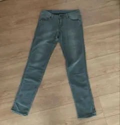 グレー ストレッチスキニーパンツ