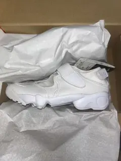 新品未使用 サンダル スリッポン エアリフト ブリーズ 24cm NIKE