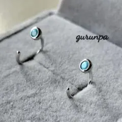 ※小さいピアス※　キャッチレス　一粒ターコイズミニフープピアス　8ミリ