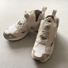 【新品】Reebok InstaPump Fury スニーカー24cmのサムネイル