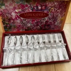 ✴︎新品未使用✴︎YUMI KATSURA カトラリーセット スプーン フォークのサムネイル