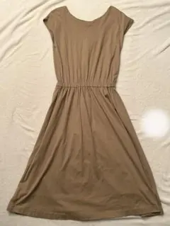 Urban Research ベージュ カットソーワンピース