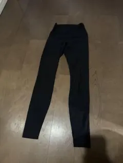 lululemon ルルレモン レギンス 黒 サイズ6 サブリナ丈 - メルカリ
