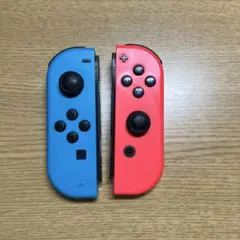 Nintendo Switch Joy-Con Controllers 青と赤