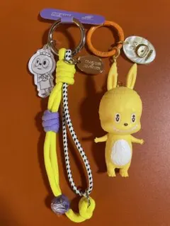POPMART ラブブ 10周年フィギュア　ストラップ　【未開封・未使用】