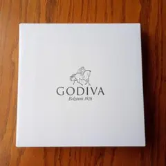 2026年バレンタイン　ゴディバアリスのティーパーティープレートとナプキンセット