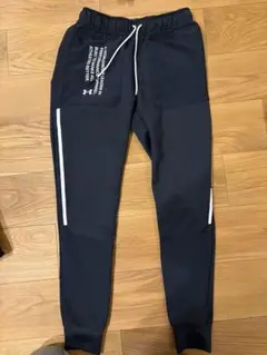 アンダーアーマー　ズボン　M