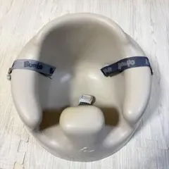 Bumbo バンボ ベビーチェア グレー 腰ベルト付きのサムネイル