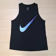 Nike ブラック タンクトップ