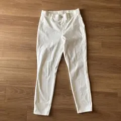 UNIQLOストレッチ　スキニー　M ホワイト