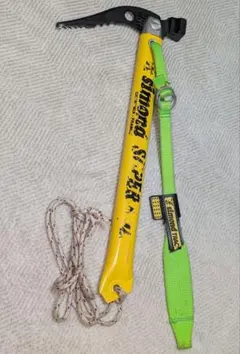 Item thumbnail for item e8340f35-7d66-4058-b0ca-6fd3f16163da