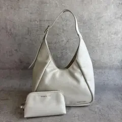 CHARLES&KEITH ワンショルダーバッグ　肩掛け　レザー　y2k