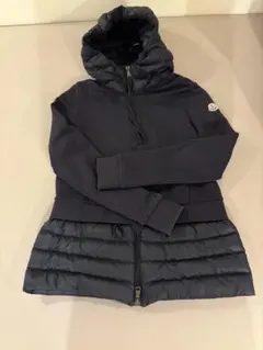 モンクレール　フード付きネイビージャケット