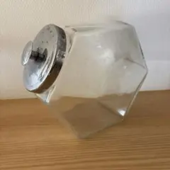 Item thumbnail for item 9a8b51a7-d796-414a-a405-493b9e315952