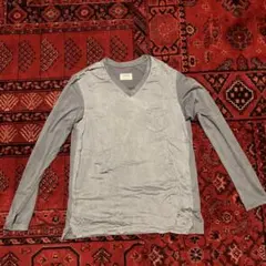 PLST グレー Vネック 長袖Tシャツのサムネイル