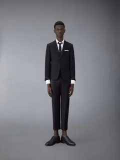 国内正規美品 トムブラウン THOM BROWNE セットアップ スーツのサムネイル