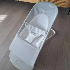 BABYBJÖRN バウンサー シルバー