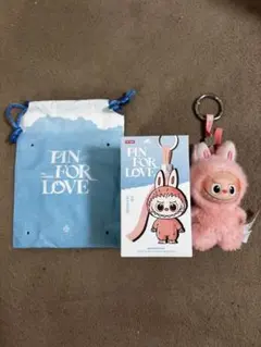 ラブブ　イニシャル　ポップマート【U】ぬいぐるみ　キーホルダー『月末限定値下中』