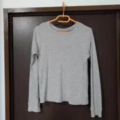 グレー 長袖カットソー クルーネック