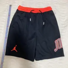 JORDAN メッシュハーフパンツ 黒/赤 147cm