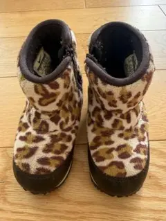 ヒョウ柄フリースブーツ