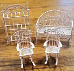 ミニチュア家具　アイアン　4点セット　ドールハウス