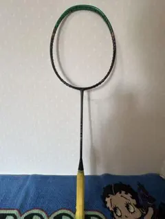 ヨネックスバドミントンラケット　アストロクス99ツアー