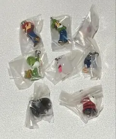 スーパーマリオ　めじるしアクセサリー　8種　コンプセット　ガチャ