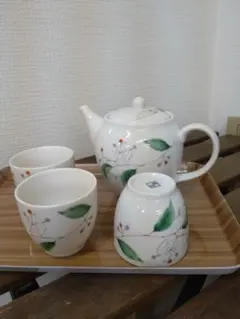 植物柄の急須とフリーカップ（湯呑み）3個セット