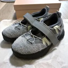 韓国購入】GLOWNY × ROCKFISH WEATHERWEARスニーカー - メルカリ