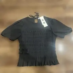 UNIQLO×セシリーバンセン　シャーリングボリュームスリーブT ブラック L