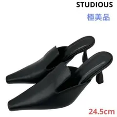〈極美品〉STUDIOUS 【24.5cm】ポインテッドスクエアトゥミュール 黒のサムネイル