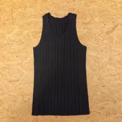 PLEATS PLEASE ノースリーブ トップス ブラック