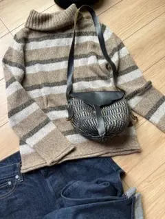 未使用　タグあり　ウール　ボーダー　セーター　ニット　ハイネック　タートルネック