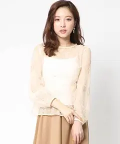 クイーズコートQUEENS COURTレーシーレースプルオーバー♡トップスのサムネイル