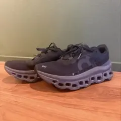 On Cloudmonster ブラック ランニングシューズ