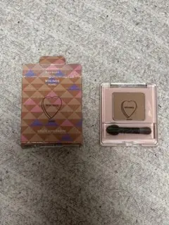 WHOMEE シングルアイシャドウ fairy brownのサムネイル