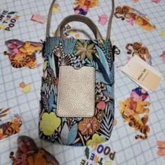 Item thumbnail for item caa2faf6-2955-4b3d-a6e2-ebecd23cc7f9