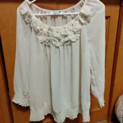 お値下げしました❢Forever21❢可愛いブラウス❢